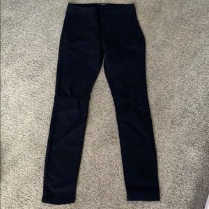 Black knee ripped skinny jeans